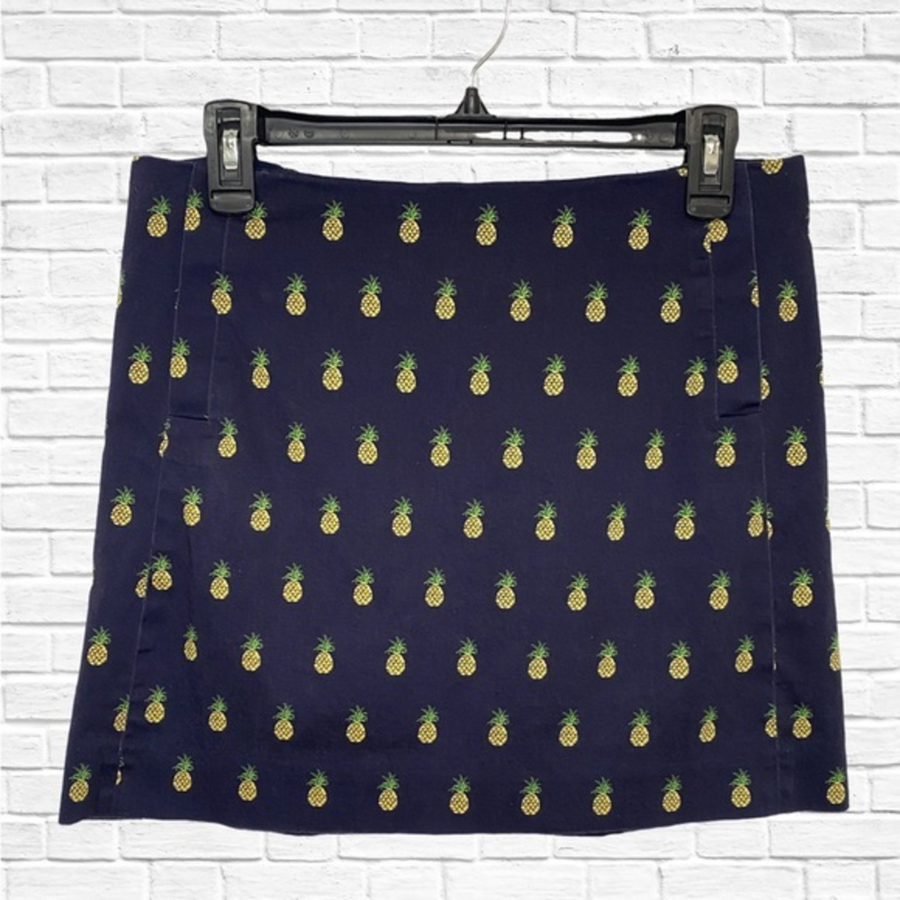 J. Crew Blue Mini Pencil Skirt Women’s Size 6 Embroidered With Pineapples.‎